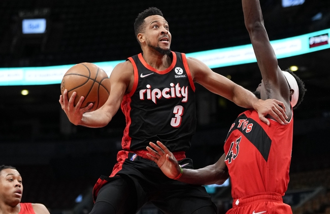 给后场出球 给后场出球